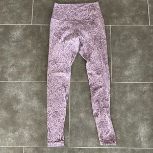 Lululemon high rise legging size 6